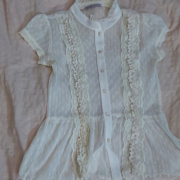 Monteau Lace Top - Picture 1 of 5